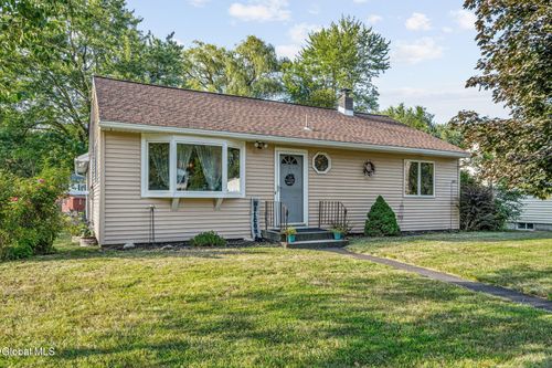 1 Circle Dr, Wynantskill, NY, 12198-7636 | Card Image