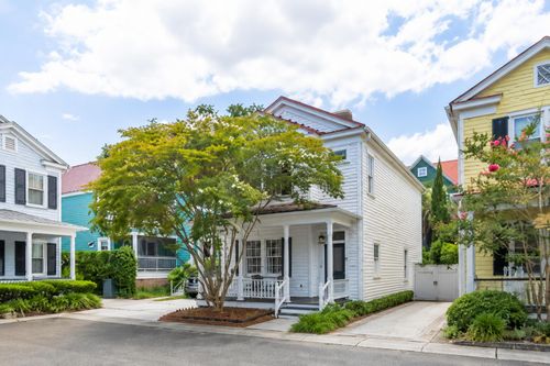 13 Smith Pl, Charleston, SC, 29401-1369 | Card Image