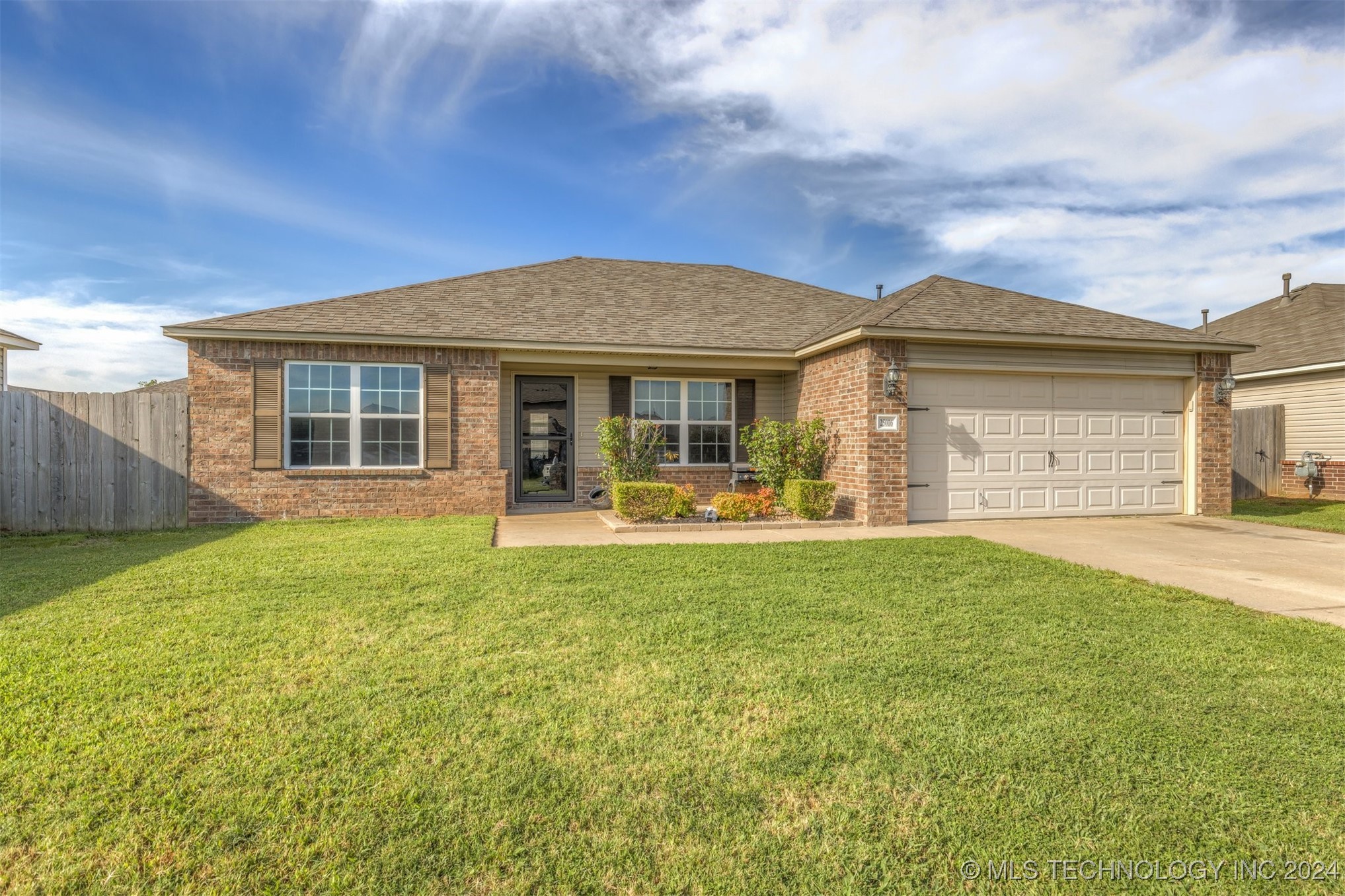 93rd St, Broken Arrow, OK 74014