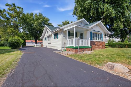 2121 Madison Ave, Charleston, IL, 61920-2327 | Card Image