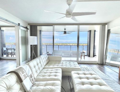 1118-132 Lakeshore Dr, North Palm Beach, FL, 33408-3687 | Card Image