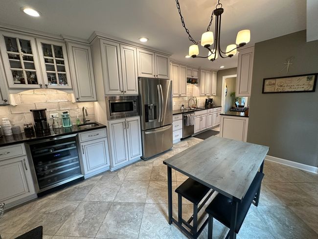 14609 Morningside Rd, Townhouse with 3 bedrooms, 3 bathrooms and 2 parking in Orland Park IL | Image 11
