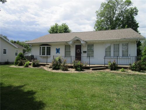 901 Fair Ave, Pana, IL, 62557-1719 | Card Image