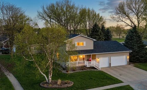 1804 Augusta Dr, Vermillion, SD, 57069-3466 | Card Image