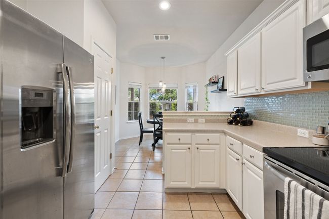 9204 Brents Elm Dr, House other with 3 bedrooms, 2 bathrooms and 2 parking in Austin TX | Image 8