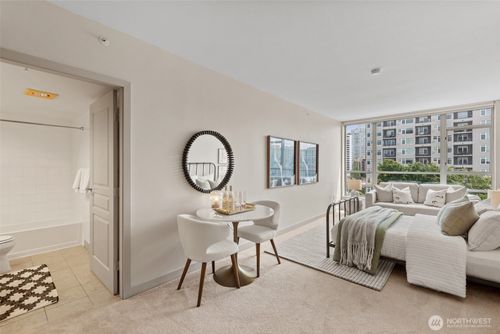 apt-721-2929 1st Ave, Seattle, WA, 98121-3027 | Card Image