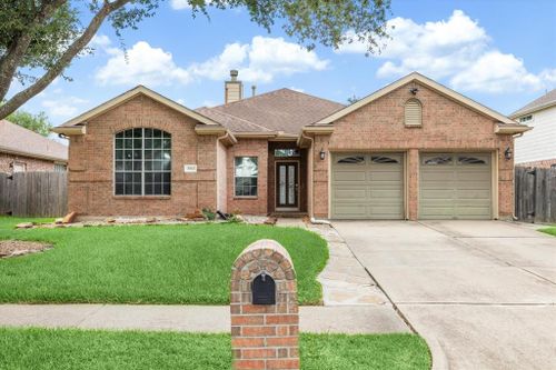 3514 Rushwater Lane, Friendswood, TX, 77546 | Card Image