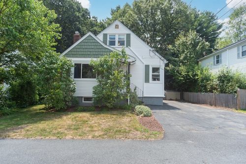 155 Crane St, Dedham, MA, 02026-3842 | Card Image