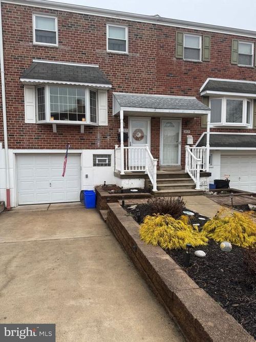 3537 Carey Rd, PHILADELPHIA, PA, 19154-4032 | Card Image
