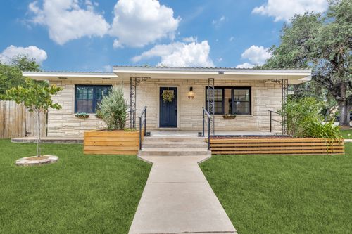 919 Main St Street, Blanco, TX, 78606 | Card Image