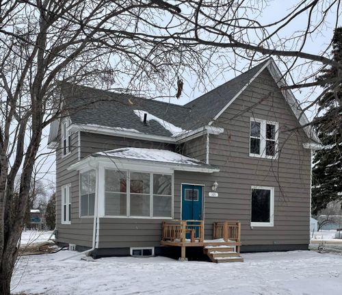 105 4th St, Tintah, MN, 56583-8300 | Card Image