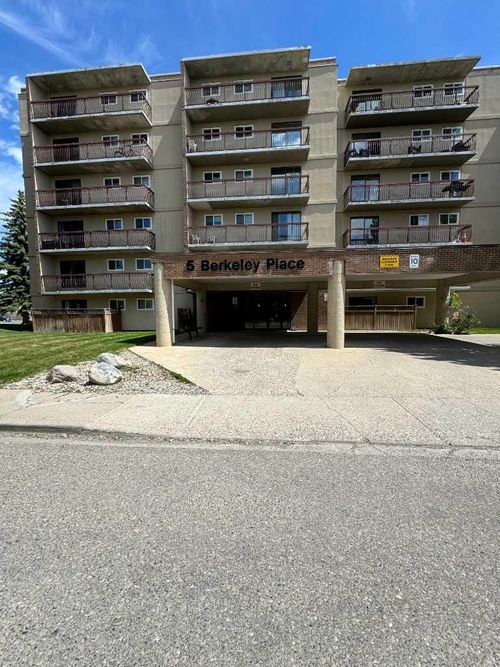 617-5 Berkeley Pl W, Lethbridge, AB, T1K5M9 | Card Image