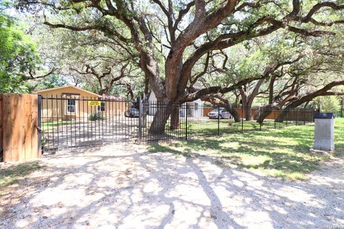 22608 Crossbow, Von Ormy, TX, 78073-5323 | Card Image