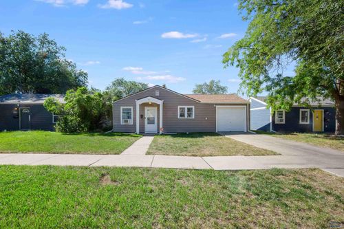 231 E Saint Andrew St, Rapid City, SD, 57701-3849 | Card Image
