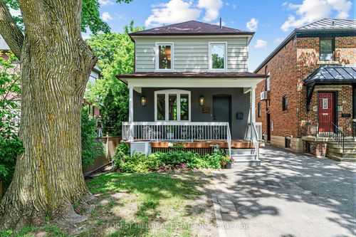 35 Park Hill Rd, Toronto, ON, M6C3M8 | Card Image