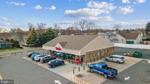 2 Carroll Ave, Pennsville, NJ, 08070-2130 | Card Image