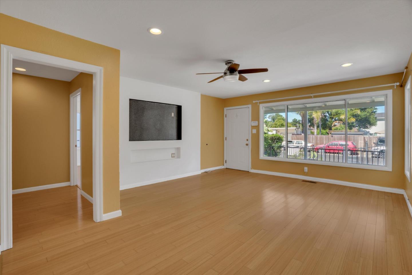 Residential in East Palo Alto 5