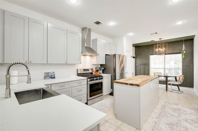 6502 Walebridge Ln, House other with 3 bedrooms, 2 bathrooms and 4 parking in Austin TX | Image 15