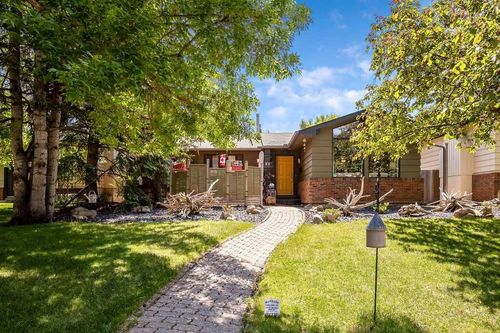 11 Lock Place, Okotoks, AB, T1S1E9 | Card Image