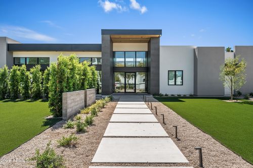 10420 N 64th Pl, Paradise Valley, AZ, 85253-1320 | Card Image