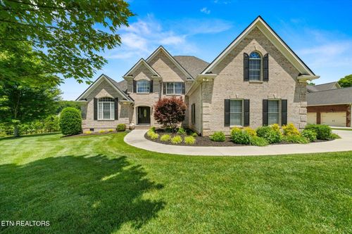 8334 Kiva Dunes Ln, Knoxville, TN, 37938-4681 | Card Image