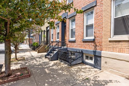 4-352 7th St, Jersey City, NJ, 07302-1847 | Card Image