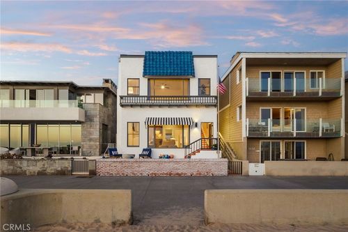 2654 The Strand, Hermosa Beach, CA, 90254-5042 | Card Image