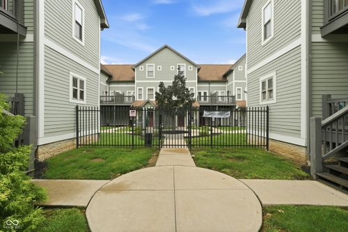 3-2241 Scioto St, Indianapolis, IN, 46205-4382 | Card Image