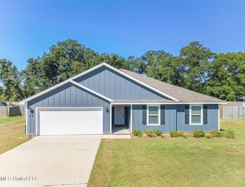 140 Magnolia Farms Dr, Lucedale, MS, 39452-1200 | Card Image