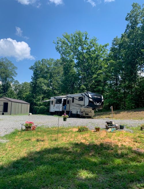 226 Skip Jack Ln, Cadiz, KY, 42211 | Card Image