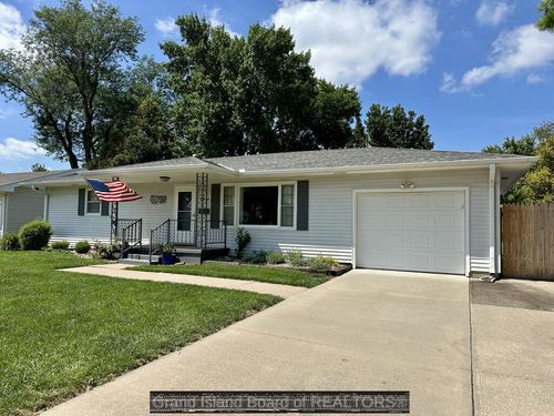 2414 W Lamar Ave, Grand Island, NE, 68803 | Card Image