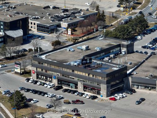 305-3701 Chesswood Dr, North York, ON, M3J2P6 | Card Image