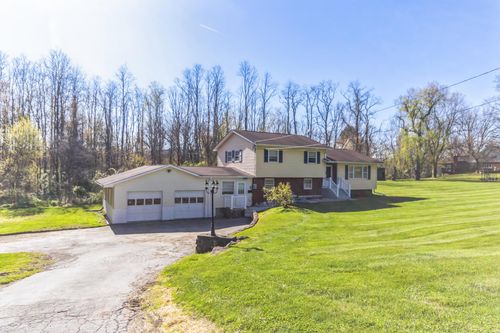 26 Van Vlack Rd, East Fishkill, NY, 12533-5955 | Card Image