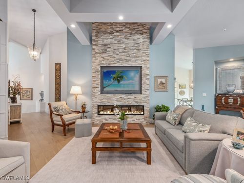 247 Colonade Cir, NAPLES, FL, 34103-8727 | Card Image
