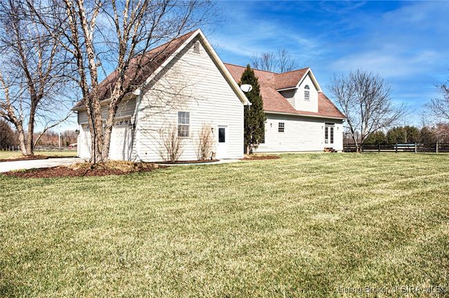 2916 Cottonwood Dr, Home with 4 bedrooms, 3 bathrooms and null parking in Scottsburg IN | Image 38