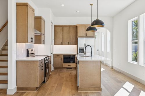 b-107 Old Trinity Ln, Nashville, TN, 37207-4417 | Card Image