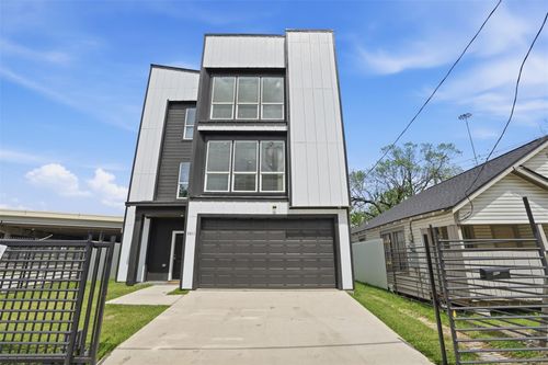 3411 Nance St, Houston, TX, 77020-6144 | Card Image