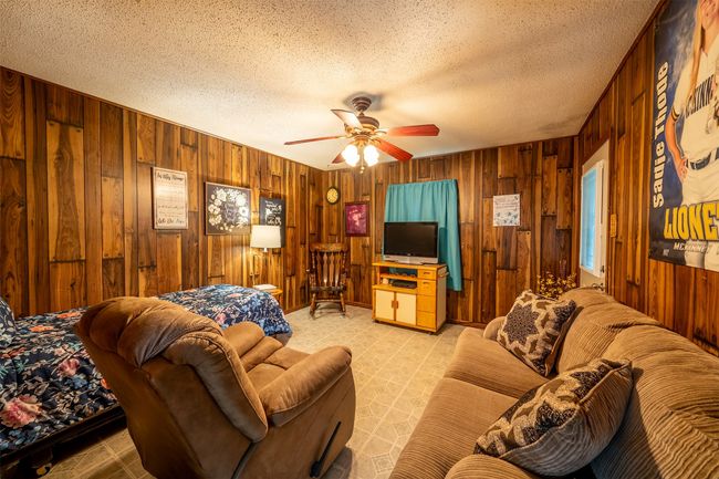 1361 Shady Ln, House other with 3 bedrooms, 2 bathrooms and null parking in Canton TX | Image 4
