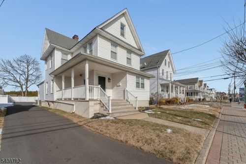 37 E Somerset St, Raritan, NJ, 08869-2120 | Card Image