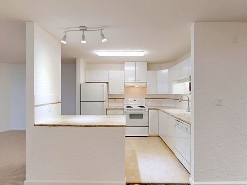 1607-4425 Halifax St, Burnaby, BC, V5C6P2 | Card Image