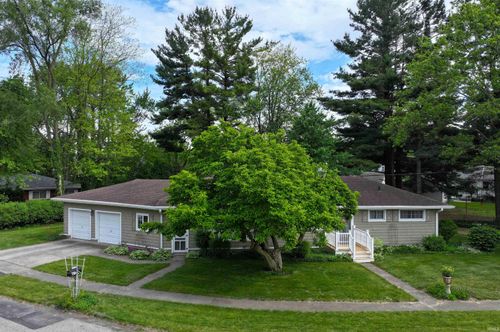 475 E Decker Dr, Winamac, IN, 46996-1113 | Card Image