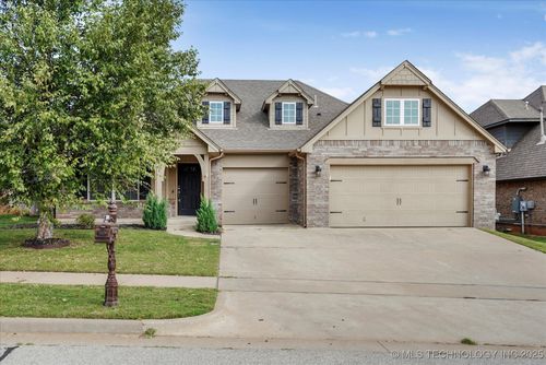 2608 Tucson Ct, Broken Arrow, OK, 74011-1868 | Card Image