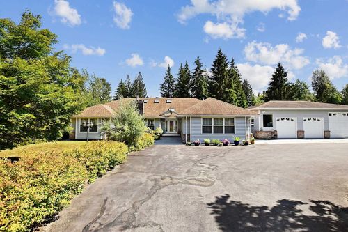 10048 Stave Lake Street, House other with 3 bedrooms, 2 bathrooms and 20 parking in Mission BC | Card Image