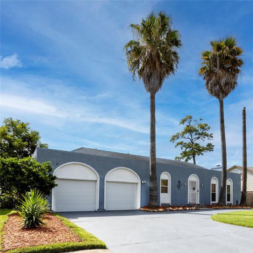 230 White Cedar St, Houston, TX, 77015-1519 | Card Image