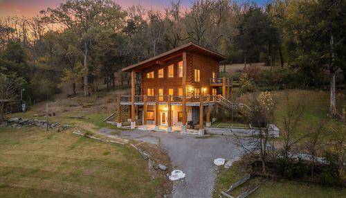 4664 Highway 64 E, Wartrace, TN, 37183-2164 | Card Image