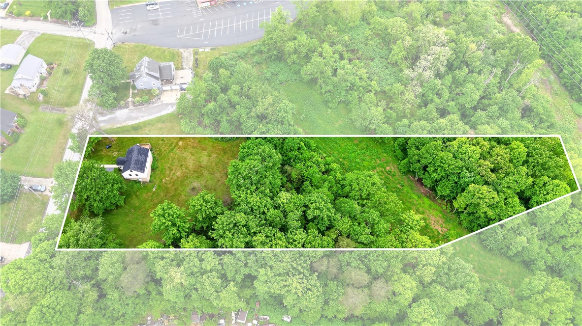 Residential in Center Twp 3
