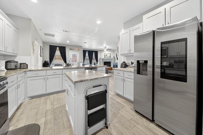814 Founders Rd, House other with 3 bedrooms, 2 bathrooms and 2 parking in Midland TX | Image 9