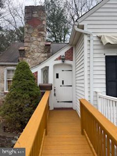 536 E Reservoir Road, Woodstock, VA, 22664 | Card Image