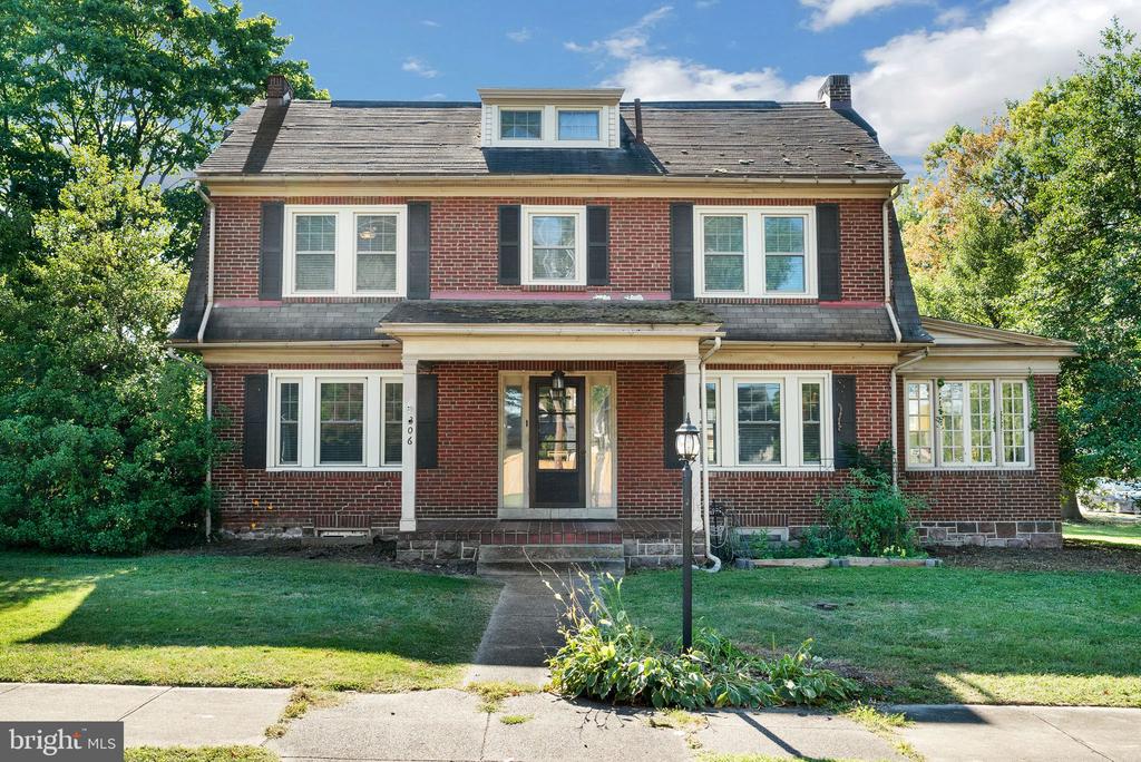 Rosedale Dr, Pottstown, PA 19464