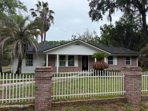 6069 Adams Rd, Macclenny, FL, 32063-5135 | Card Image